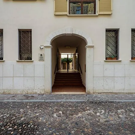 Bellamantova 2 * Mantoue